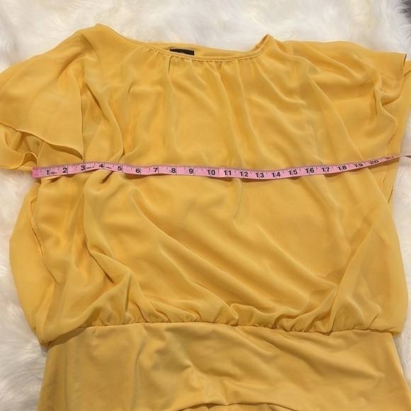 JM Collection yellow banded-hem top - Picture 6 of 11